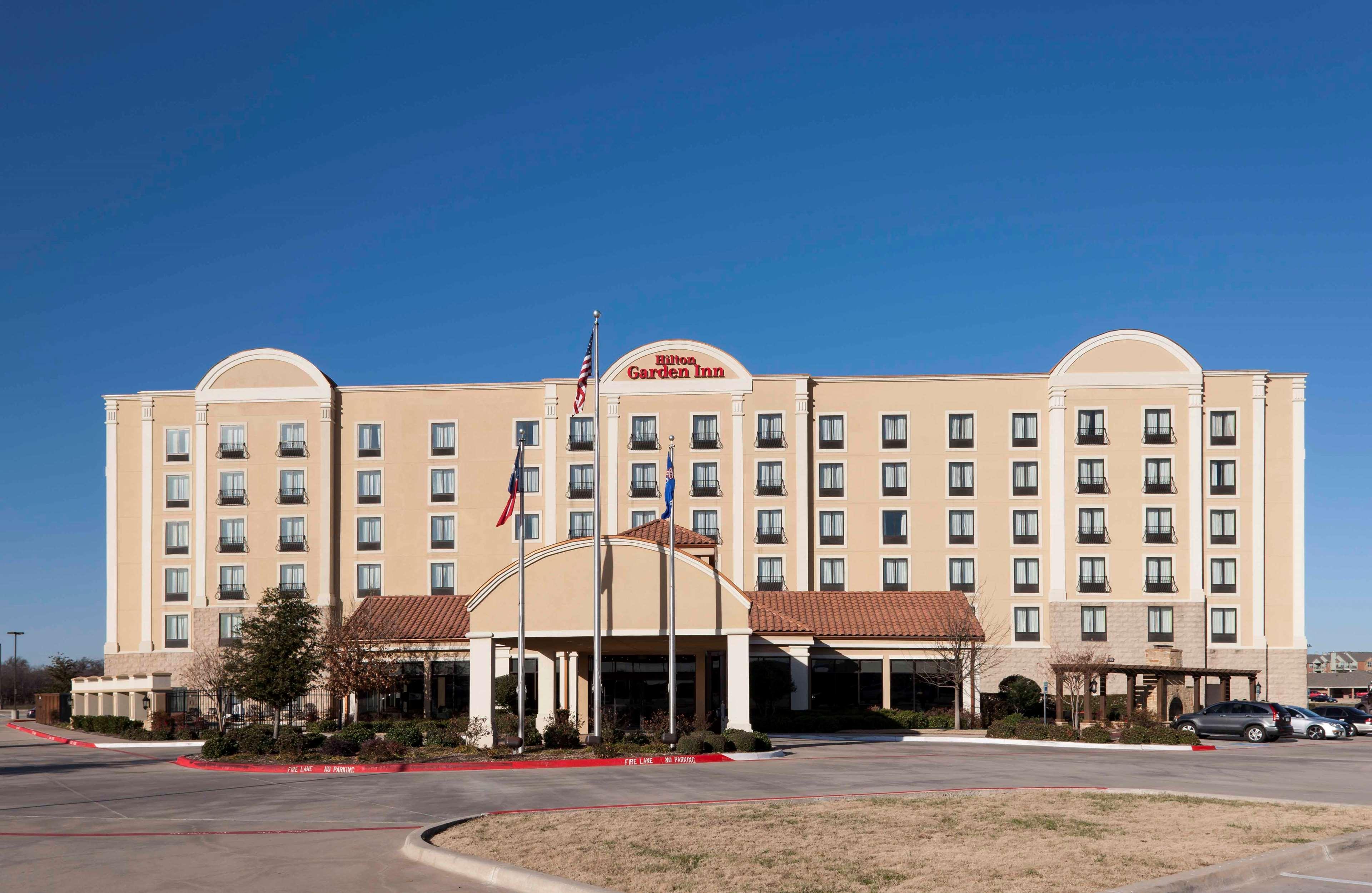 Hilton Garden Inn Dallas Lewisville Exterior foto